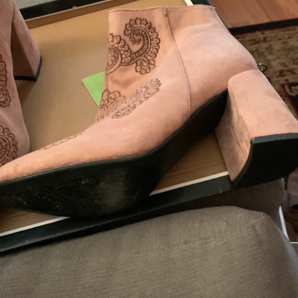 Boots - Picture 2 of 3
